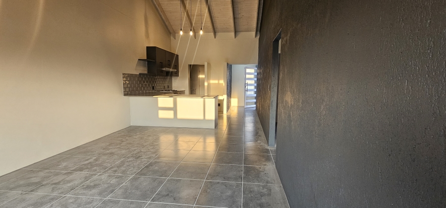 2 Bedroom Property for Sale in Middedorp Western Cape